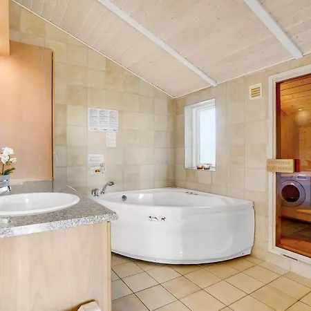 Lovely In Haderslev With Sauna بيت للعطل